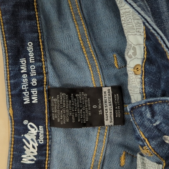 Distressed shorts sz 25 - Picture 4 of 7